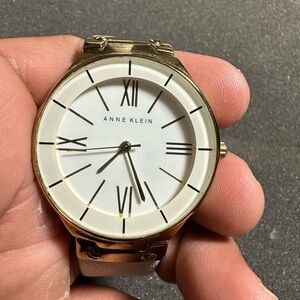 Anne Klein Ladies Quartz Watch Gold Tone White Dial Working AK/1612 Y121E